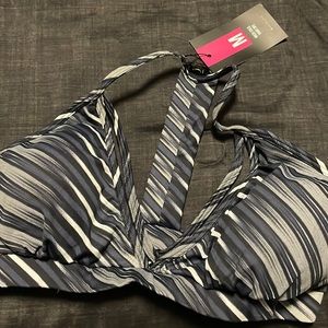 Brand New Lici Fit Sport Bra Size Medium